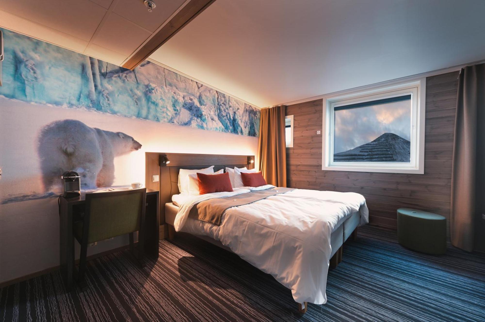 Svalbard Hotell | Polfareren Longyearbyen Exterior foto