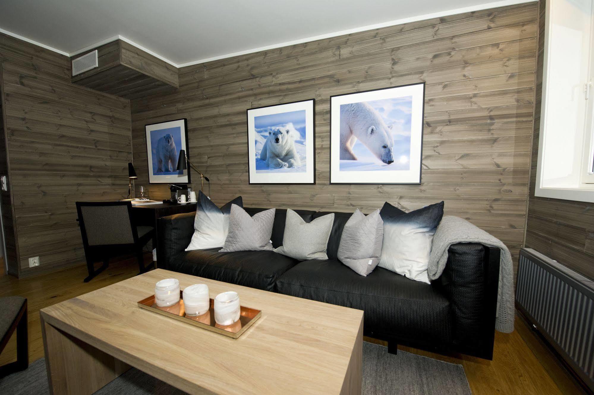 Svalbard Hotell | Polfareren Longyearbyen Exterior foto