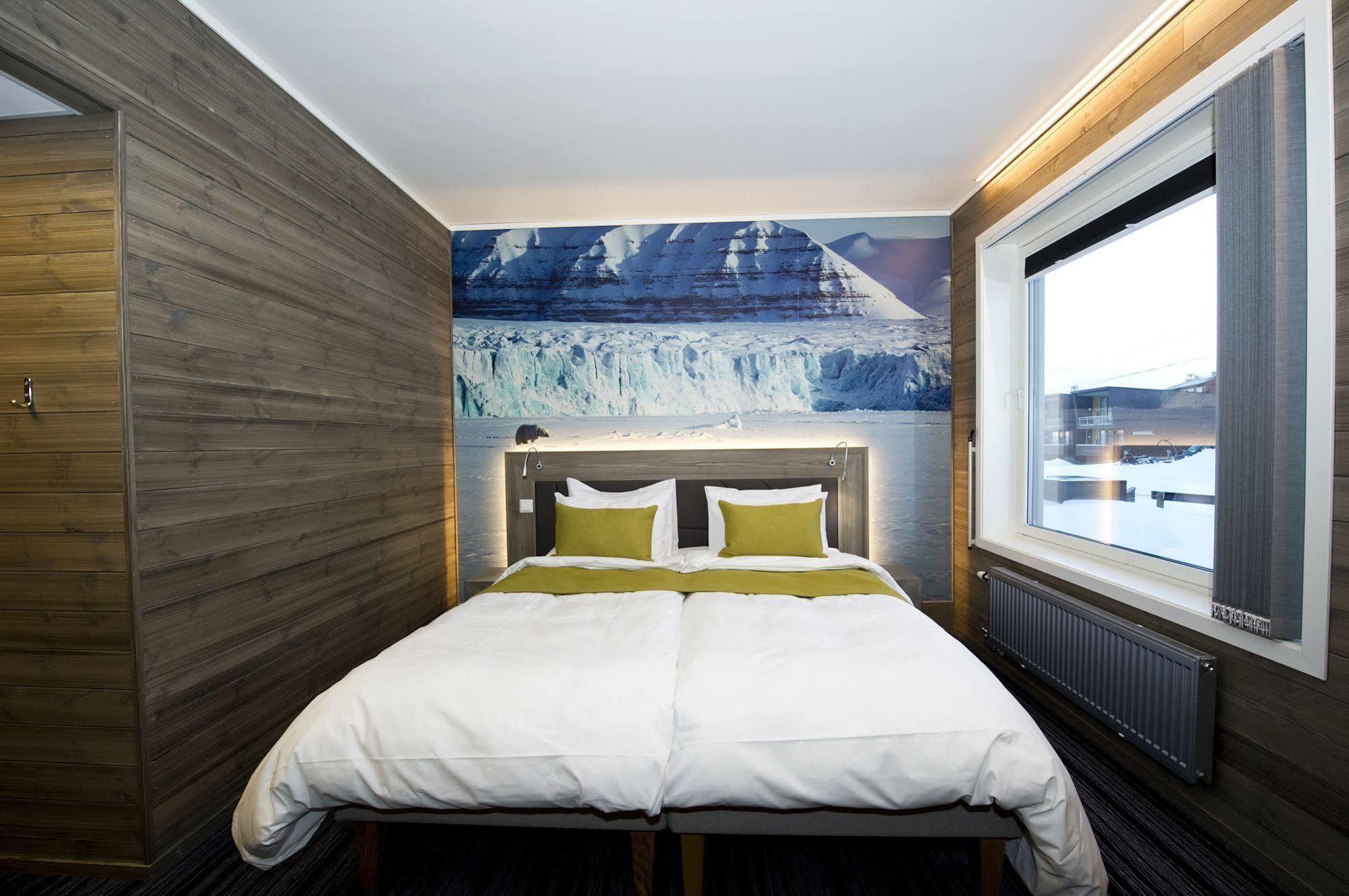 Svalbard Hotell | Polfareren Longyearbyen Exterior foto